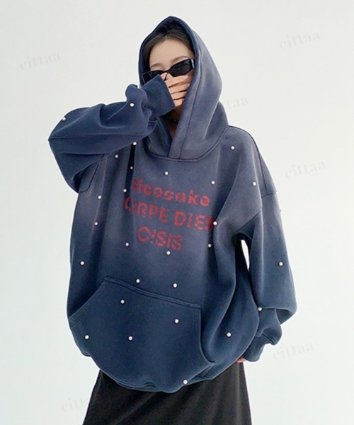 Dalfwin(ダールフィン)の「韓国ファッション Ricecakeパールスタッズグラデーションデザインフーディー(パーカー・レディース・レッド/ホワイト/ネイビー・FREE)」の19枚目の写真