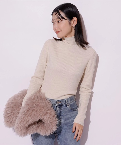 Mystrada（マイストラーダ）の「ラメタートルニット（ニット/セーター・レディース・ホワイト/ピンク/レッド/ブラック/ライトイエロー・38）」の8枚目の写真