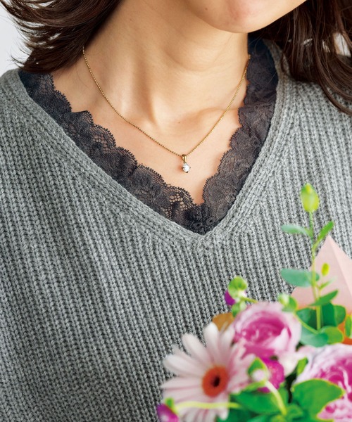 BELLUNA PLUS(ベルーナ)の「レース使いあぜ編ニットプルオーバー(ニット/セーター・レディース・イエロー/ネイビー/杢グレー・MEDIUM/LARGE/X-LARGE)」の10枚目の写真