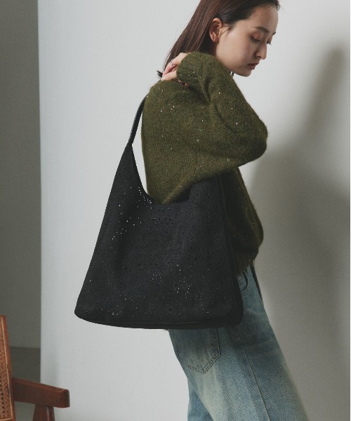 ad thie（アドティエ）の「パンチングカット ワークトートバッグ（トートバッグ・レディース・ブラック/ダークブラウン/ベージュ・FREE）」の4枚目の写真