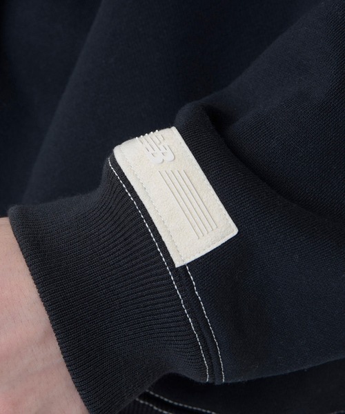 NEW BALANCE(ニューバランス)の「1000 スウェットプルオーバーフーディオーバーサイズフィット(パーカー・メンズ・ブラック/オフホワイト/グレー/ネイビー・SMALL/MEDIUM/LARGE/X-LARGE)」の13枚目の写真