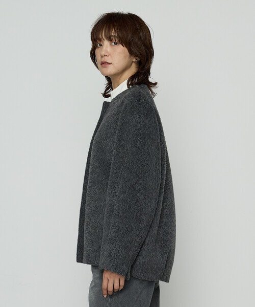 K.T KIYOKO TAKASE（キヨコタカセ）の「アルパカシャギー ノーカラージャコット（その他アウター・レディース・ライトグレー/チャコール・9号）」の12枚目の写真