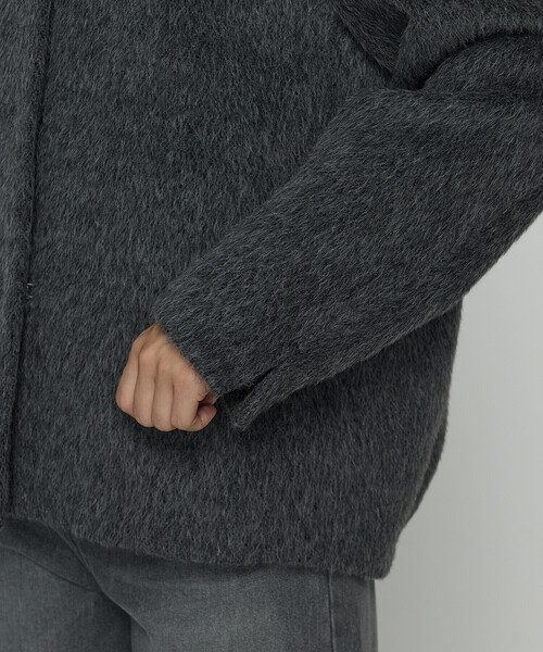 K.T KIYOKO TAKASE（キヨコタカセ）の「アルパカシャギー ノーカラージャコット（その他アウター・レディース・ライトグレー/チャコール・9号）」の18枚目の写真