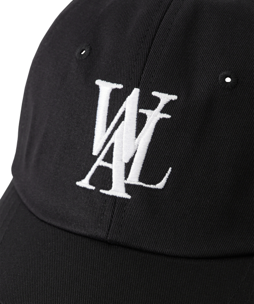 WOOALONG（ウアロン）の「Signature Logo ball cap - BLACK（キャップ・レディース・ブラック・MEDIUM/SMALL）」の3枚目の写真