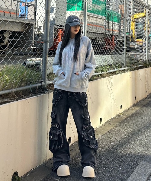 KsG（ケーエスジー）の「サイドベルトマルチポケットパンツ（デニムパンツ・レディース・ブラック/ブルー・X-LARGE/SMALL/MEDIUM/LARGE）」の4枚目の写真