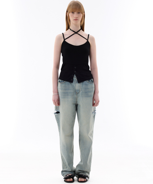 ARI（アリ）の「EVAN SLEEVELESS TOP / BLACK（Tシャツ/カットソー・レディース・ブラック・FREE）」の2枚目の写真