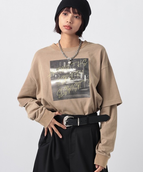 PAGEBOY（ページボーイ）の「ネオンロゴレイヤードロンＴ（Tシャツ/カットソー・レディース・ベージュ/オフホワイト/ブラック・FREE）」の3枚目の写真