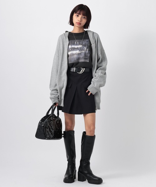 PAGEBOY（ページボーイ）の「ネオンロゴレイヤードロンＴ（Tシャツ/カットソー・レディース・ベージュ/オフホワイト/ブラック・FREE）」の4枚目の写真