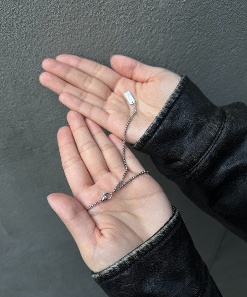 WHO'S WHO gallery(フーズフーギャラリー)の「CROSS×HEART MOTIF NECKLACE(ネックレス・レディース・シルバー・FREE)」の3枚目の写真