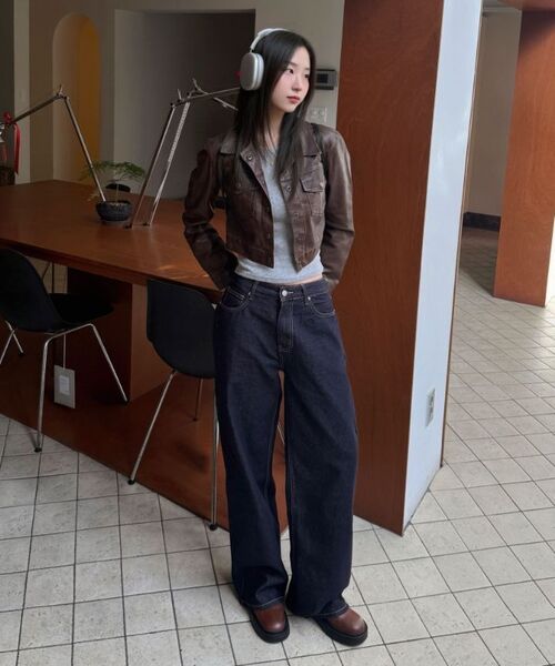 ULIFEZIP（ユーライフジー）の「ベーシックスタンダードワイドデニムウィメンズパンツ5カラー[ULZD_1001]（デニムパンツ・レディース・ライトブルー/ブルー/ブラック/ダークブルー/ネイビー/ノンウォッシュ/グレー・SMALL/MEDIUM/LARGE/X-LARGE/X-SMALL）」の10枚目の写真