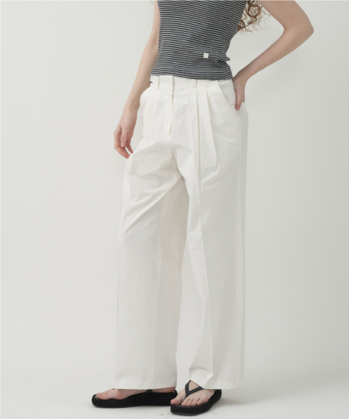 MOTT(モット)の「バックルコットンパンツ - ホワイト(その他パンツ・レディース・その他・SMALL/MEDIUM)」の4枚目の写真