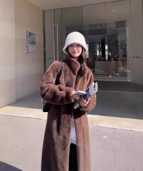 Ritzy(リッツィー)の「もこもこ オーバーサイズ 中綿チェスターコート(チェスターコート・レディース・ベージュ/モカ/ホワイト/ブラック・M)」の7枚目の写真