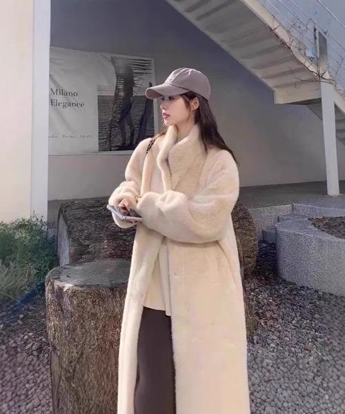 Ritzy(リッツィー)の「もこもこ オーバーサイズ 中綿チェスターコート(チェスターコート・レディース・ベージュ/モカ/ホワイト/ブラック・M)」の13枚目の写真