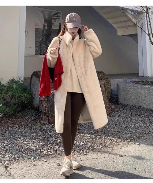 Ritzy(リッツィー)の「もこもこ オーバーサイズ 中綿チェスターコート(チェスターコート・レディース・ベージュ/モカ/ホワイト/ブラック・M)」の16枚目の写真