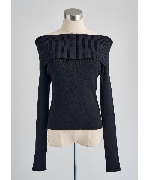 LUDICRUM(ルーディクルム)の「Off shoulder knit top(ニット/セーター・レディース・アイボリー/ブラック/ボルドー・FREE)」の4枚目の写真