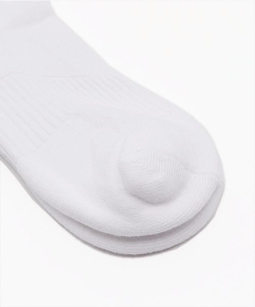 NIKE(ナイキ)の「【NIKE】3Pコットンクルーソックス(ソックス/靴下・レディース・ホワイト・FREE)」の2枚目の写真