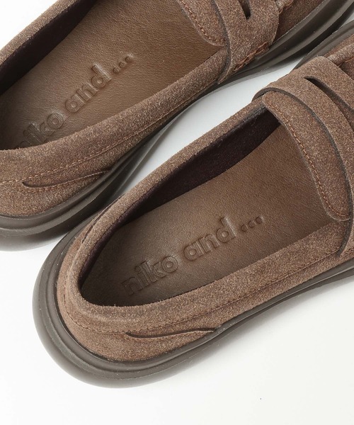 niko and...（ニコアンド）の「オリジナルスニーカーローファー（ローファー・レディース・ブラック/ダークブラウン・LARGE/MEDIUM/SMALL）」の19枚目の写真