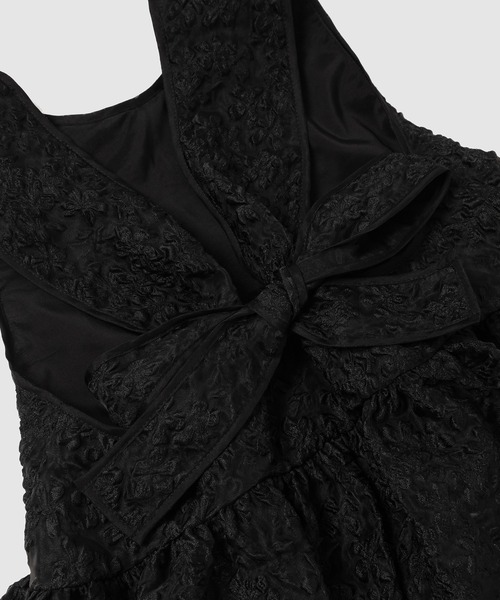 CECILIE BAHNSEN(セシリー バンセン)の「SLEEVELESS TOP WITH TIED RACER BACK(シャツ/ブラウス・レディース・ブラック・8/6)」の7枚目の写真