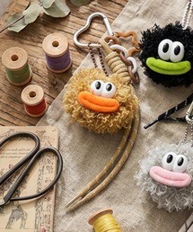 VitaFelice（ヴィータフェリーチェ）の「カラフルモンスター ファーキーホルダー（コードストラップ付き バッグチャーム）（チャーム）」