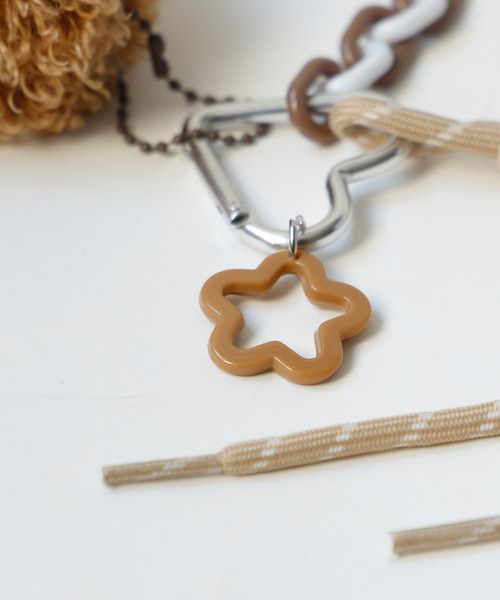 VitaFelice（ヴィータフェリーチェ）の「カラフルモンスター ファーキーホルダー（コードストラップ付き バッグチャーム）（チャーム・レディース・ブラウン/グリーン/パープル/オレンジ/ブラック/グレー・FREE）」の21枚目の写真