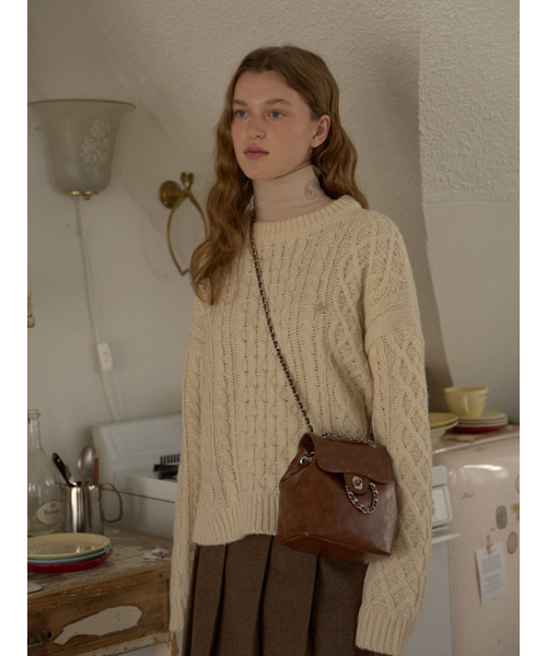 ANOETIC(アノエティック)の「ANC CLASSIC MINI SHOULDER BAG_BROWN(ショルダーバッグ・レディース・ブラウン・FREE)」の2枚目の写真