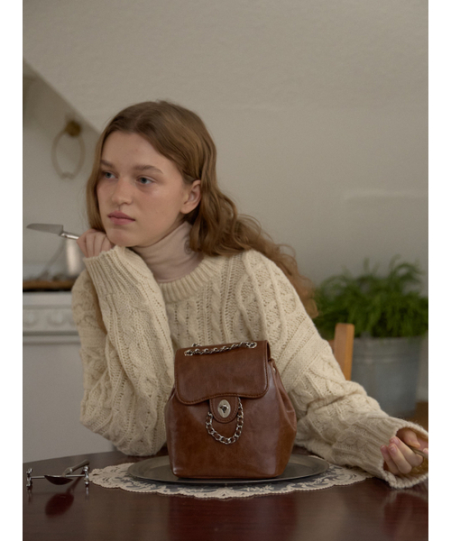 ANOETIC(アノエティック)の「ANC CLASSIC MINI SHOULDER BAG_BROWN(ショルダーバッグ・レディース・ブラウン・FREE)」の4枚目の写真