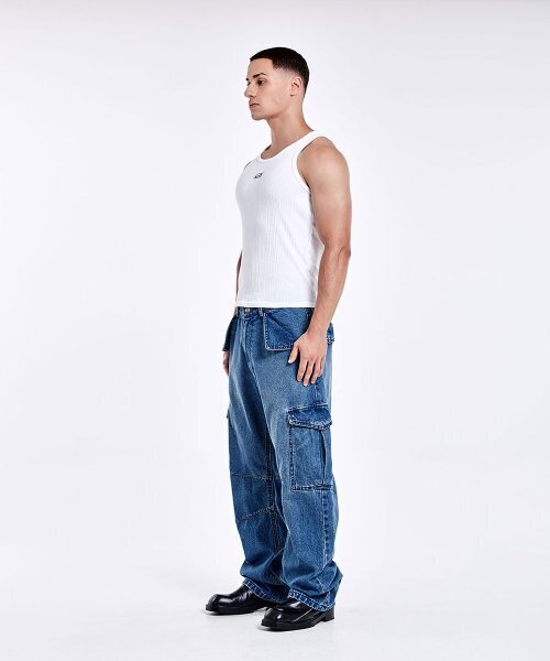 51%（フィフティーワンパーセント）の「Denim cargo pants - Blue（デニムパンツ・メンズ・その他・M/S/L）」の2枚目の写真