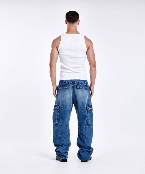 51%（フィフティーワンパーセント）の「Denim cargo pants - Blue（デニムパンツ・メンズ・その他・M/S/L）」の3枚目の写真