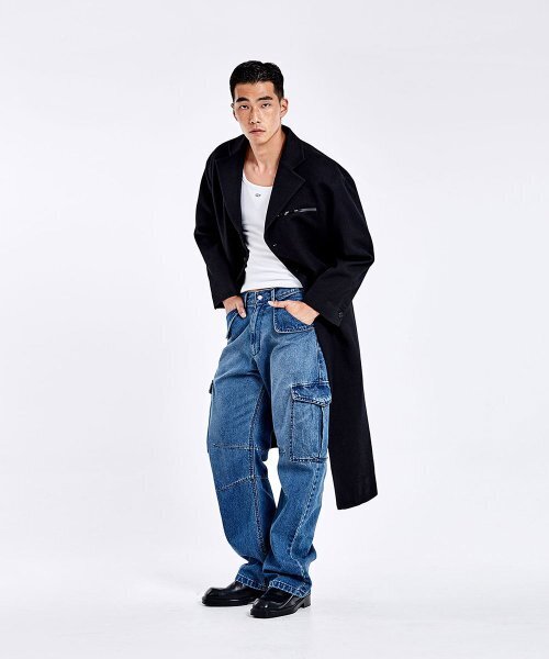 51%（フィフティーワンパーセント）の「Denim cargo pants - Blue（デニムパンツ・メンズ・その他・M/S/L）」の5枚目の写真