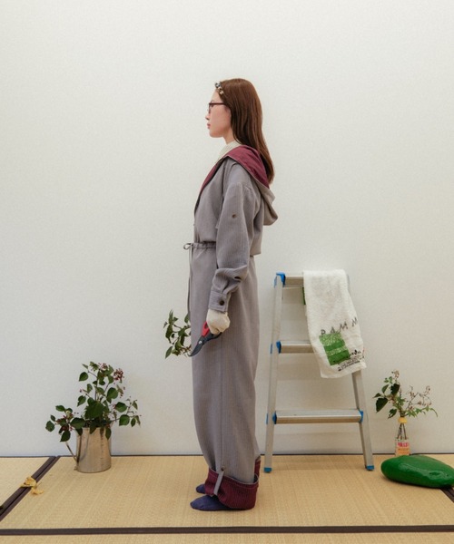 PAMM(パム)の「肌色のストライプジャンプスーツ(つなぎ/オールインワン・レディース・ベージュ系/グレー系・フリー)」の17枚目の写真