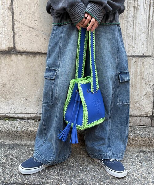 SOUNDSGOOOOD（サウンズグッド）の「【SOUNDS GOOOOD】ワンハンドルカガリワンショルダーレザーバッグ（トートバッグ・レディース・ブルー/ブラック・ONE SIZE）」の11枚目の写真