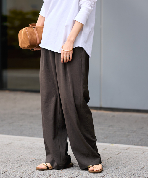 FRAMeWORK（フレームワーク）の「≪新色 / 追加≫ポリエステルツイルリラックスパンツ（その他パンツ・レディース・ベージュ/ホワイト系その他/ブラウン・34/36/38/40）」の5枚目の写真