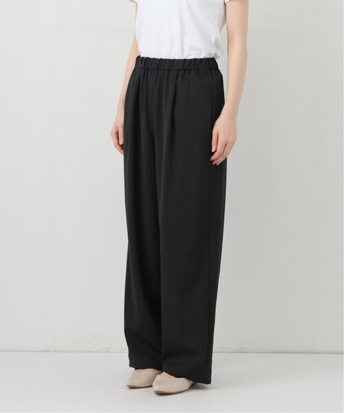 FRAMeWORK(フレームワーク)の「≪新色 / 追加≫ポリエステルツイルリラックスパンツ(その他パンツ・レディース・ベージュ/ホワイト系その他/ブラウン/ブラック・34/36/38/40)」の16枚目の写真