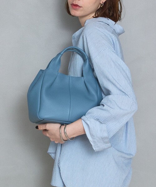 soeur（スール）の「Mellow/ソフトレザーオープントート/ミニ（トートバッグ・レディース・イエロー/ブラック/アイボリー/ブルー・フリー）」の3枚目の写真