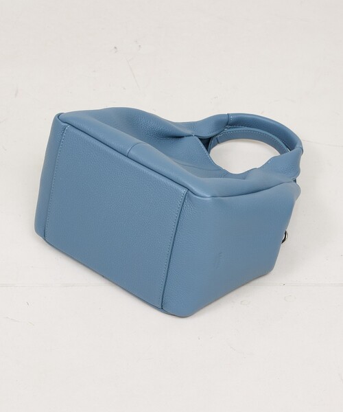 soeur（スール）の「Mellow/ソフトレザーオープントート/ミニ（トートバッグ・レディース・イエロー/ブラック/アイボリー/ブルー・フリー）」の9枚目の写真