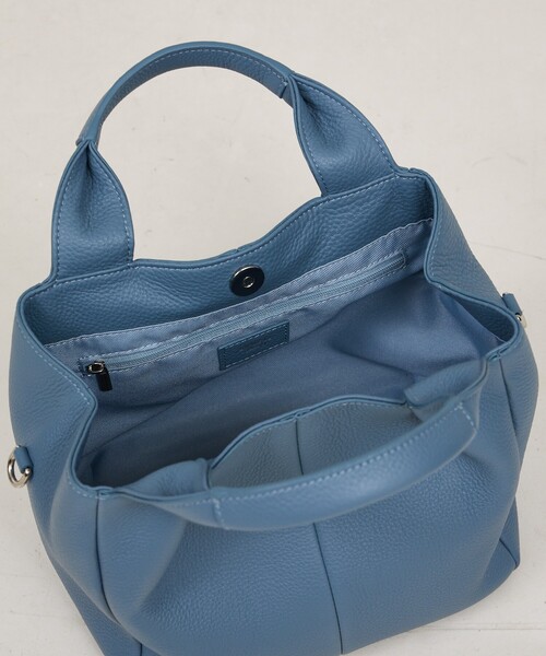 soeur（スール）の「Mellow/ソフトレザーオープントート/ミニ（トートバッグ・レディース・イエロー/ブラック/アイボリー/ブルー・フリー）」の13枚目の写真