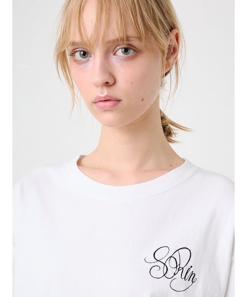 SORIN(ソリン )の「Embroidered Basic Long Tshirt/エンブロイダード ベーシックロングTシャツ(Tシャツ/カットソー・レディース・スカイブルー/ライトピンク/ホワイト・38)」の9枚目の写真