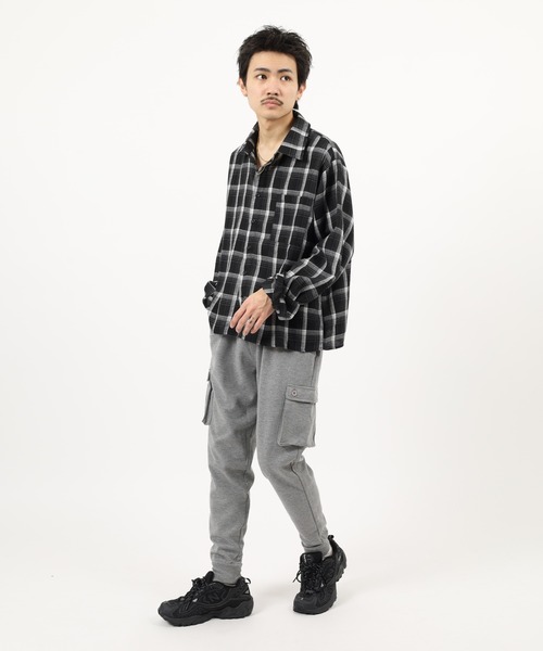 Relation(リレーション)の「ポンチカーゴパンツ(スウェットパンツ・メンズ・カーキ/ブラック/ネイビー/チャコールグレー/グレー・M/XL/S/L)」の9枚目の写真