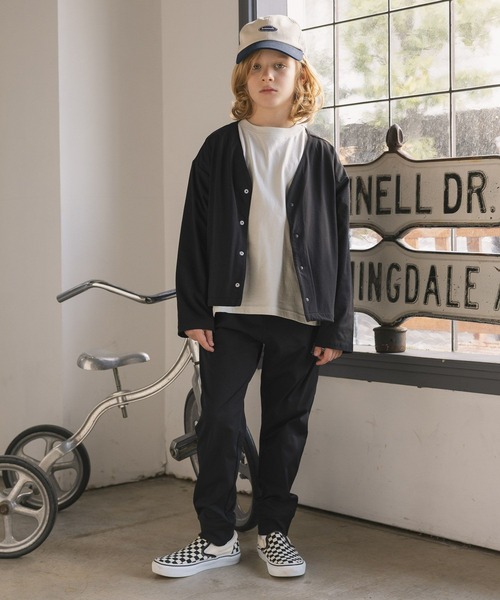 GLOBAL WORK（グローバルワーク）の「スゴラクストレッチ/DRYカーディガン/643123（カーディガン/ボレロ・キッズ・チャコールグレー/アイボリー/ブラック・130cm/140cm/150cm/160cm）」の16枚目の写真