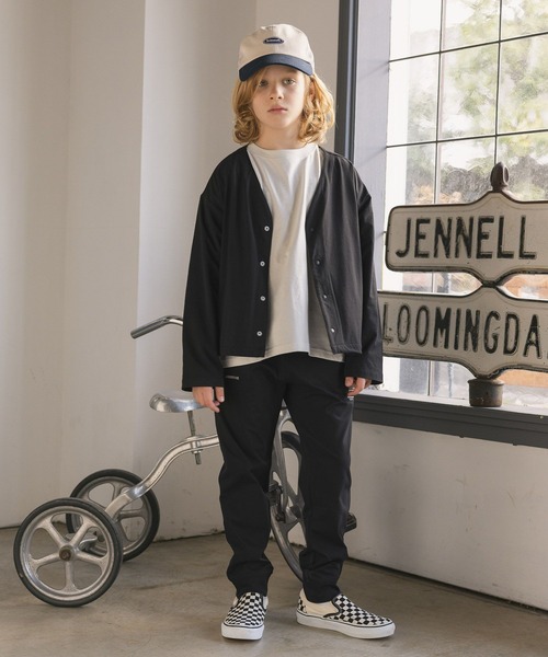 GLOBAL WORK（グローバルワーク）の「スゴラクストレッチ/DRYカーディガン/643123（カーディガン/ボレロ・キッズ・チャコールグレー/アイボリー/ブラック・130cm/140cm/150cm/160cm）」の17枚目の写真