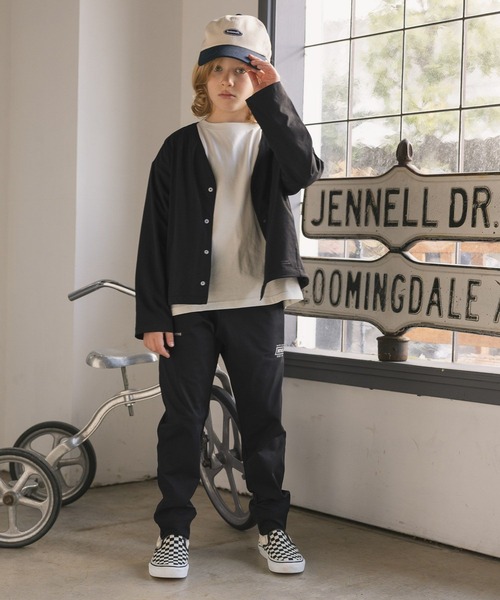 GLOBAL WORK（グローバルワーク）の「スゴラクストレッチ/DRYカーディガン/643123（カーディガン/ボレロ・キッズ・チャコールグレー/アイボリー/ブラック・130cm/140cm/150cm/160cm）」の18枚目の写真