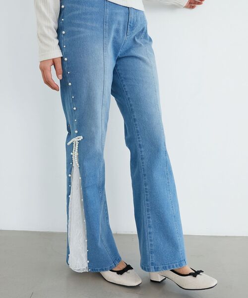 MAJESTIC LEGON(マジェスティックレゴン)の「キルティングリボンパンプス(サンダル・レディース・アイボリー/ブラック・X-LARGE/LARGE/MEDIUM/SMALL)」の4枚目の写真