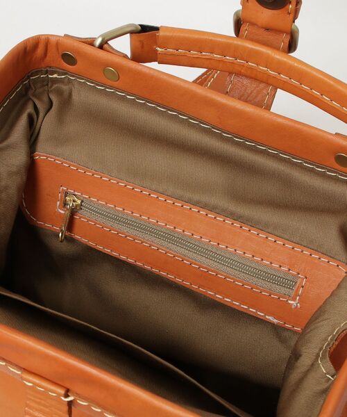 zucchero（ズッケロ）の「zucchero ダレス型リュック（バックパック/リュック・レディース・ブラウン・FREE）」の4枚目の写真