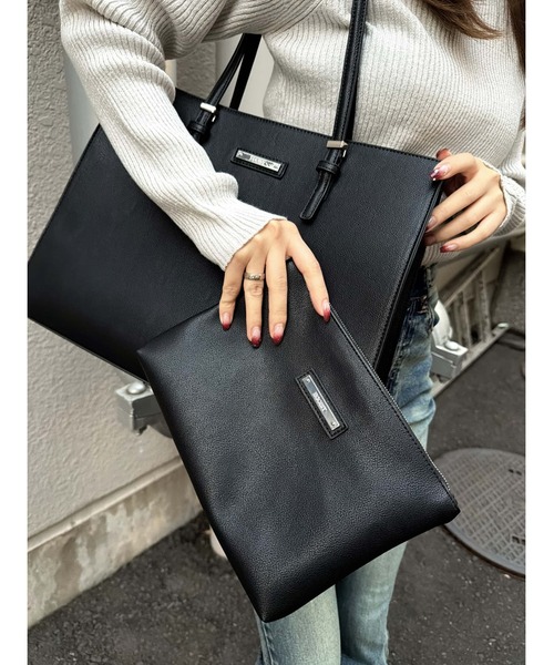 EGOIST（エゴイスト）の「ポーチ付フェイクレザートートバック（トートバッグ・レディース・ブラック・FREE）」の8枚目の写真