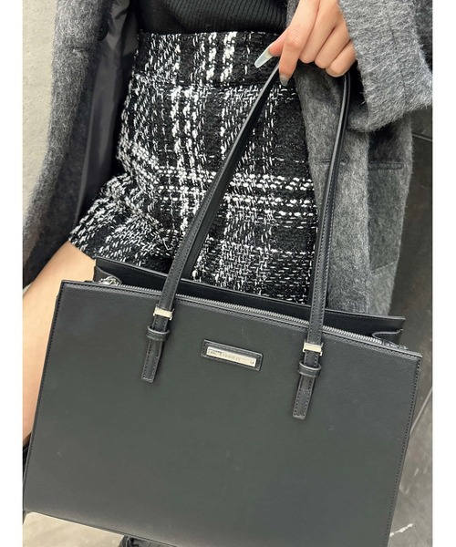 EGOIST（エゴイスト）の「ポーチ付フェイクレザートートバック（トートバッグ・レディース・ブラック・FREE）」の12枚目の写真