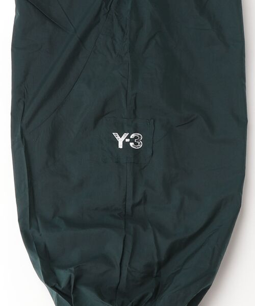 Y-3(ワイスリー)の「Y-3 RAW EDGE 3 STRIPES NYLON SHELL PANTS(その他パンツ・メンズ・グリーン系その他・X-LARGE/LARGE/MEDIUM/SMALL/X-SMALL)」の7枚目の写真