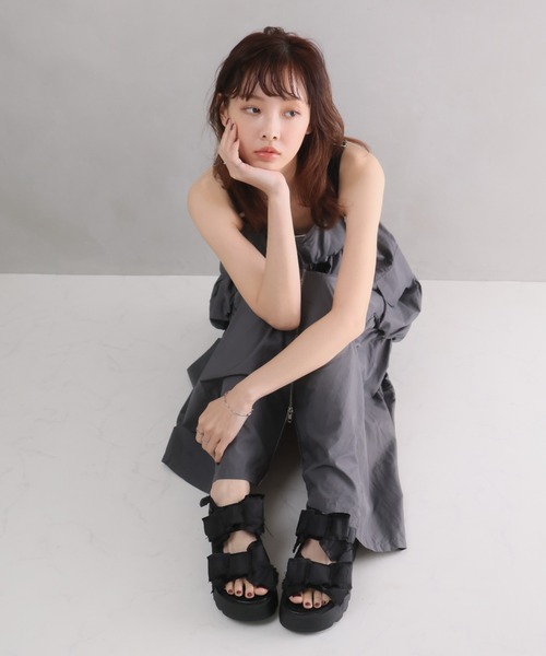 VIVIAN（ヴィヴィアン）の「ダブルビッグリボン厚底サンダル（サンダル・レディース・ワンウォッシュ/ブラック・S/M/L）」の8枚目の写真
