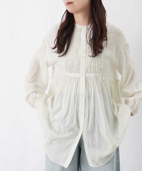 LUCA/LADY LUCK LUCA(ルカ/レディラックルカ)の「LC/LLL シャーリングギャザーチュニックブラウス(シャツ/ブラウス・レディース・アイボリー/ブラック・FREE)」の8枚目の写真