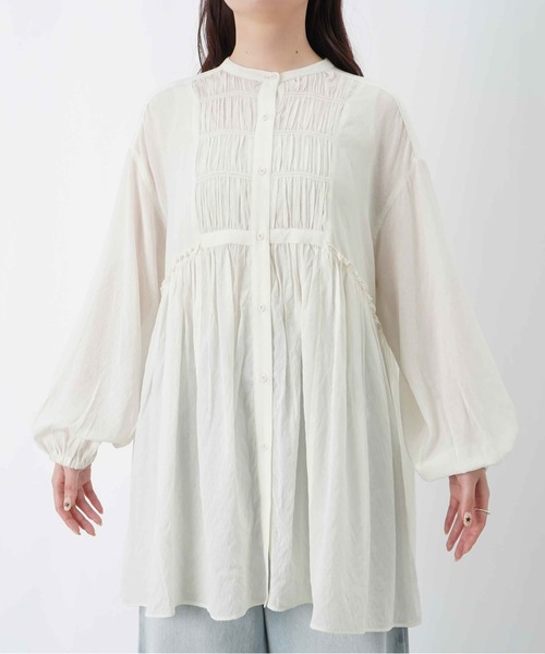 LUCA/LADY LUCK LUCA(ルカ/レディラックルカ)の「LC/LLL シャーリングギャザーチュニックブラウス(シャツ/ブラウス・レディース・アイボリー/ブラック・FREE)」の18枚目の写真