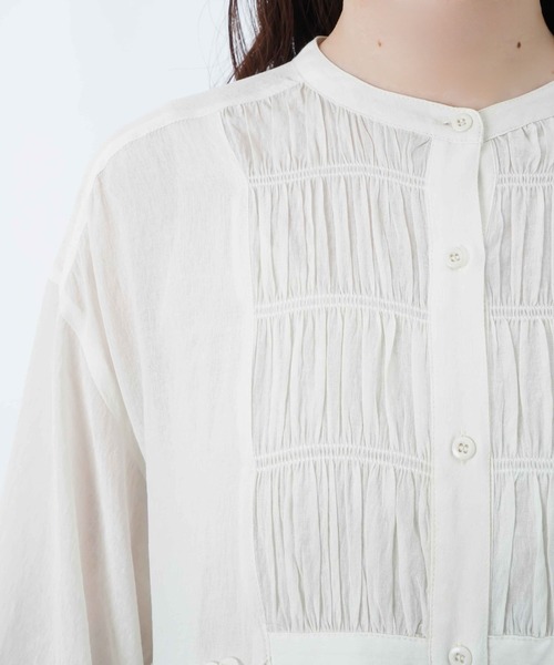 LUCA/LADY LUCK LUCA(ルカ/レディラックルカ)の「LC/LLL シャーリングギャザーチュニックブラウス(シャツ/ブラウス・レディース・アイボリー/ブラック・FREE)」の15枚目の写真